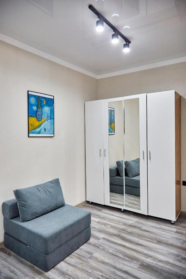 золотой квадрат Apartment Almaty