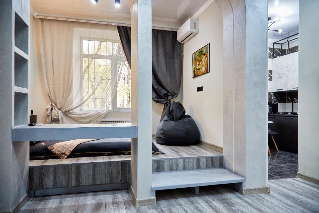 золотой квадрат Apartment Almaty