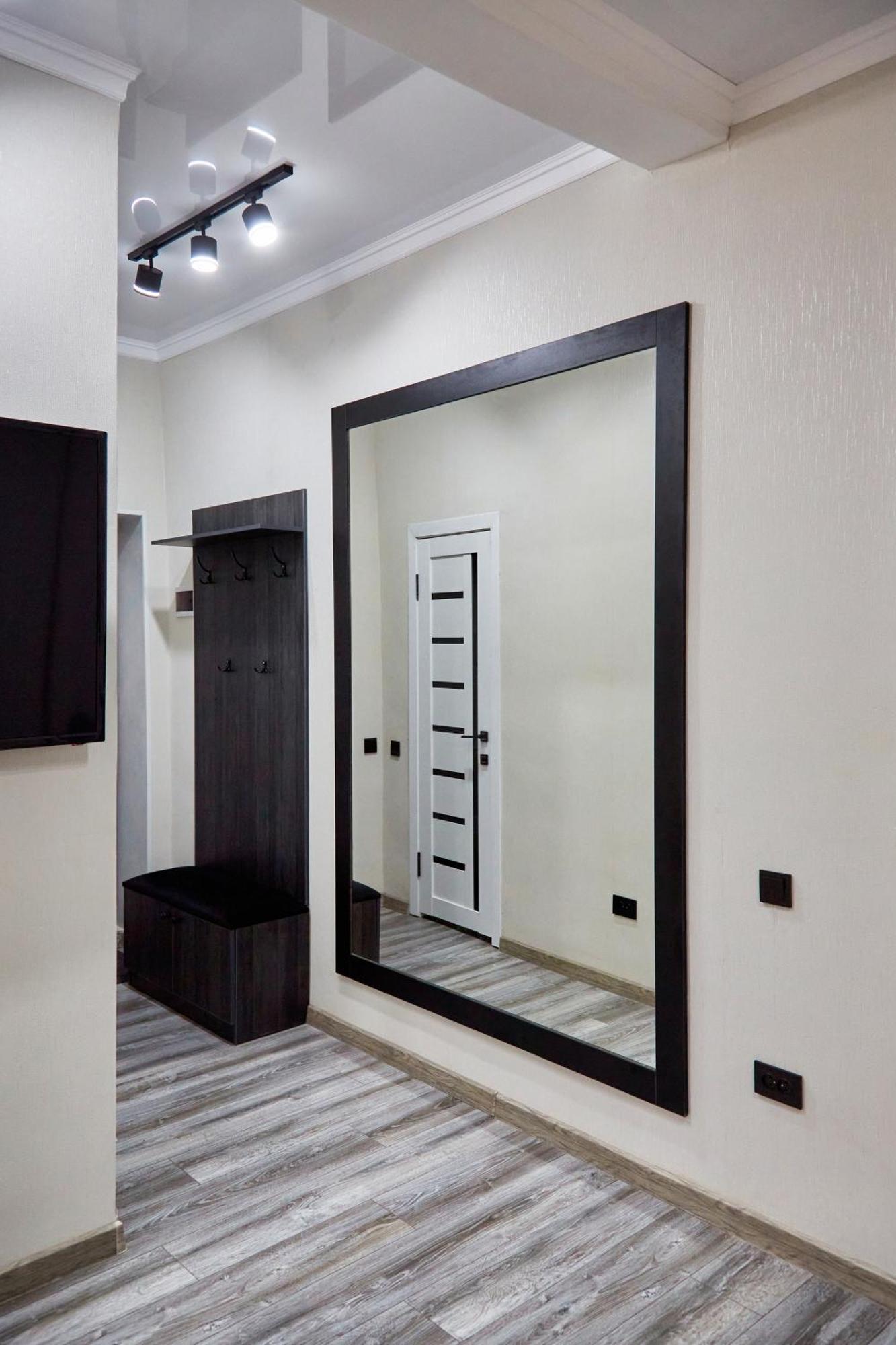 золотой квадрат Apartment
